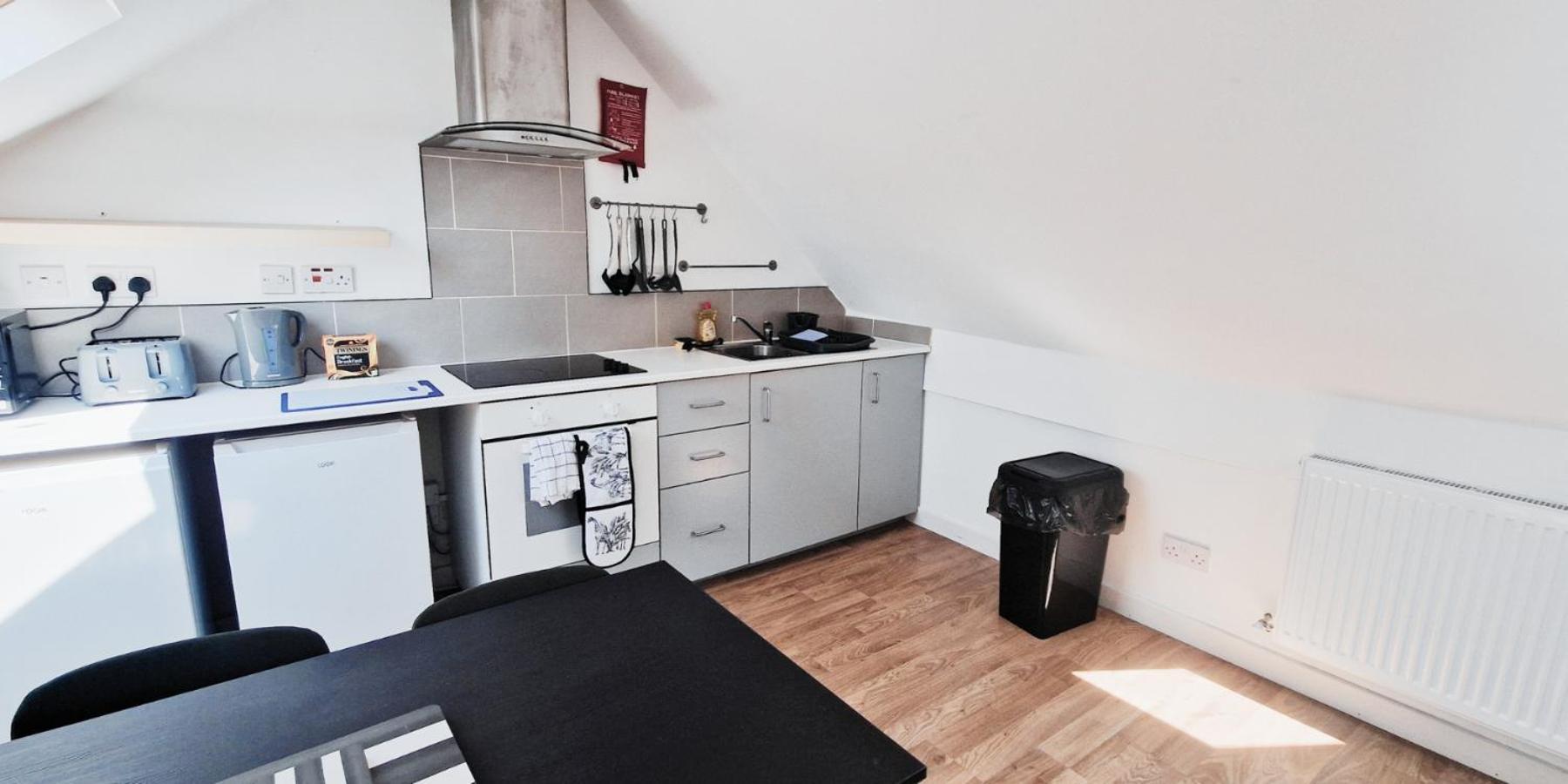 Appartamento Cozy In Modern House Near *